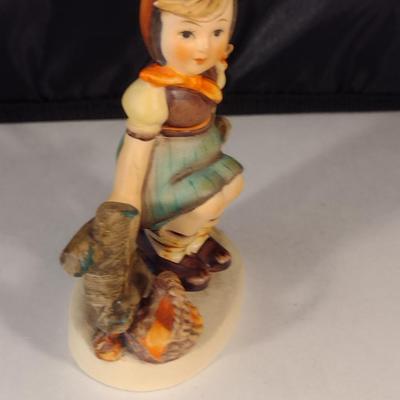 Pair of Vintage Goebel Hummel Figurines