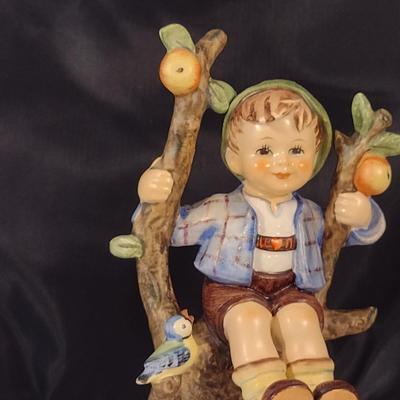 Pair of Vintage Goebel Hummel Figurines