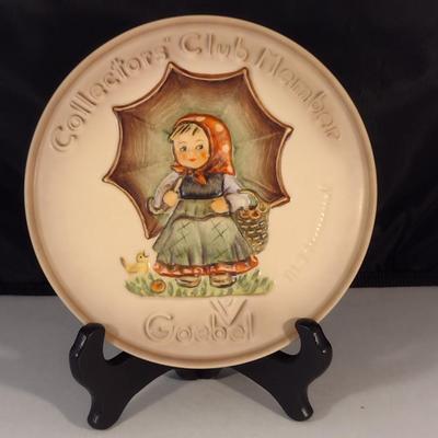 Goebel Collector's Club #690 Plate