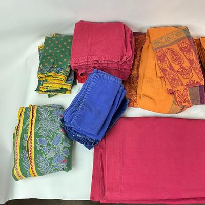 Sale Photo Thumbnail #1323: Comes with green, blue, red, orange & yellow linens
Smallest linen: 15" long x 15" wide
Largest linen: 9'4" long x 5'4" wide