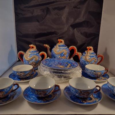 Collection of Kutani Japanese Dragonware- Approx 21 Pieces