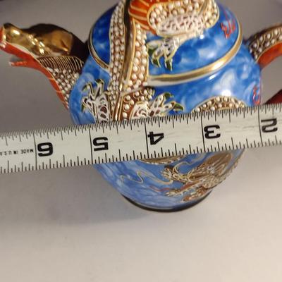 Collection of Kutani Japanese Dragonware- Approx 21 Pieces