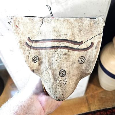 Sale Photo Thumbnail #79: in good condition
has small crack at the bottom of mask
See Photos