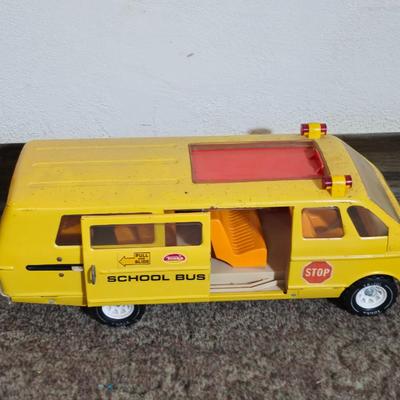 Vintage Tonka Die-Cast School Bus