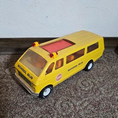Vintage Tonka Die-Cast School Bus