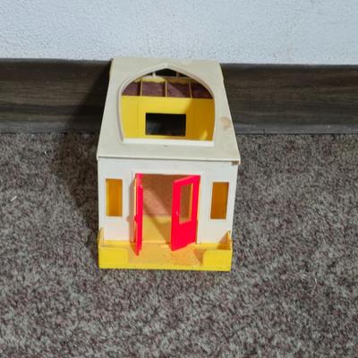 Vintage Fisher-Price Play Family A-Frame House & Camper Top – 1970s