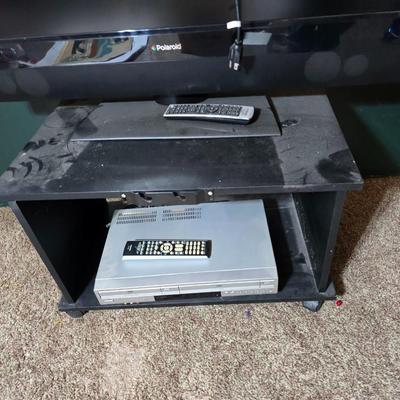 Electronics Lot – Polaroid TLX-04244B 42" TV & Sony SLV-D370P DVD/VHS Combo