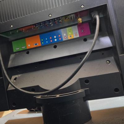 Electronics Lot – Polaroid TLX-04244B 42" TV & Sony SLV-D370P DVD/VHS Combo