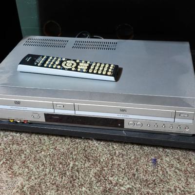 Electronics Lot – Polaroid TLX-04244B 42" TV & Sony SLV-D370P DVD/VHS Combo