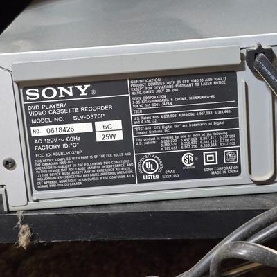 Electronics Lot – Polaroid TLX-04244B 42" TV & Sony SLV-D370P DVD/VHS Combo