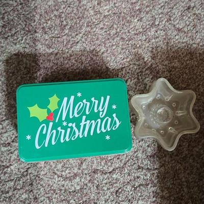 Assorted Vintage & Modern Christmas Decorations - Lots of C9 lights !