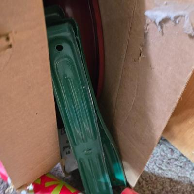 Assorted Vintage & Modern Christmas Decorations - Lots of C9 lights !