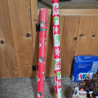 Assorted Vintage & Modern Christmas Decorations - Lots of C9 lights !