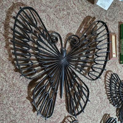 Wall-Mounted Butterfly Décor Set & More