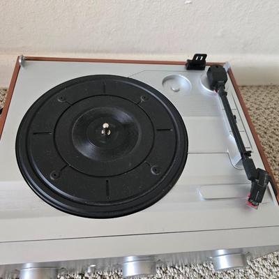 Turntable & Vintage Vinyl Record Collection - LP Albums