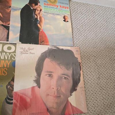 Vintage Crooner & Easy Listening Vinyl Records - Great Albums of yesteryear!