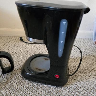 Coffee Station Bundle – Maker, Mugs & Travel Tumblers