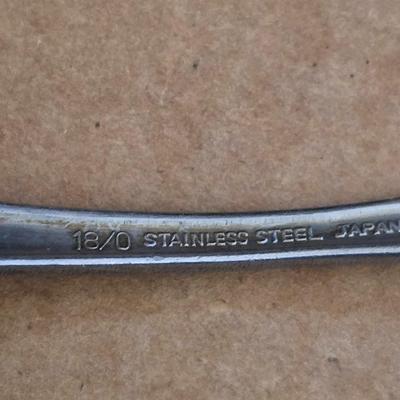 Floral Scroll Pattern Flatware – Approx. 50 Pieces, 18/0 Stainless Japan