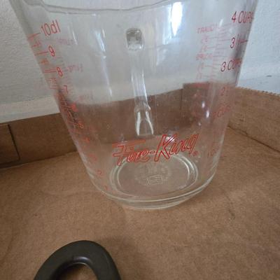 Mixed Lot of Kitchen Essentials – Bowls, Utensils, Colander & More