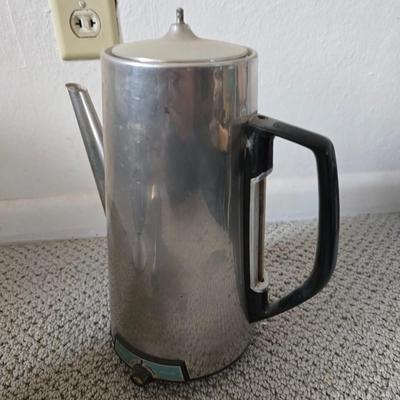 Vintage Coffee & Camp Mug Lot – Aluminum Pots & Blue Speckled Enamel Cups