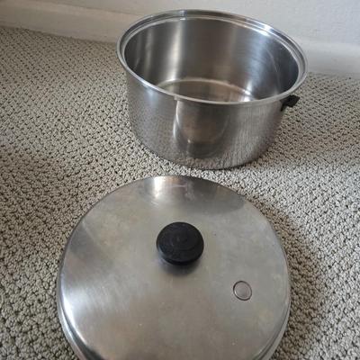 Assorted Kitchen Cookware & Handmade Hot Pads Lot Stainless steel pan set