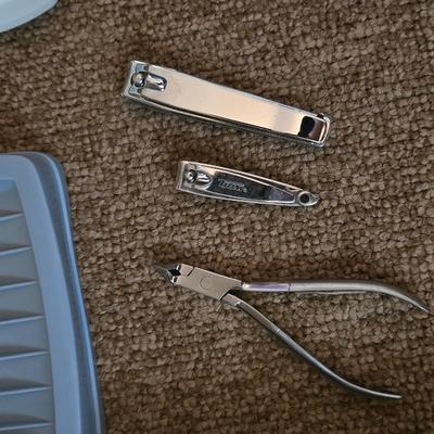 Lot of Health, Grooming & Medical Supplies