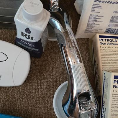 Lot of Health, Grooming & Medical Supplies