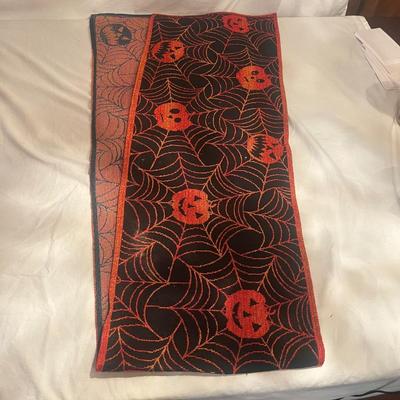 Fall Linens (LR-MG)
