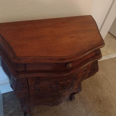 Wood Finish Bombay Chest