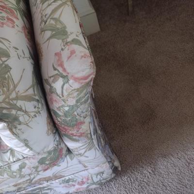 Quilted Design Upholstered Loveseat