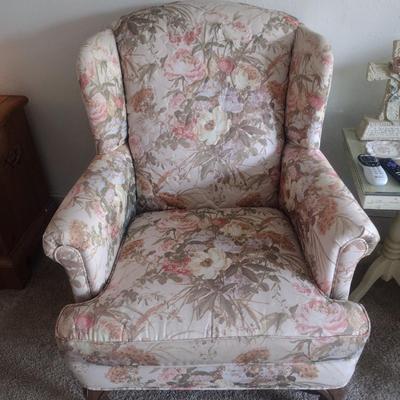 Quilted Design Upholstered Wingback Chair Choice A