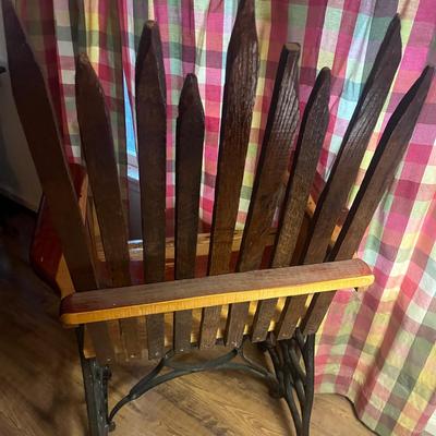 Unique Iron & Wooden Chair (LR-MG)