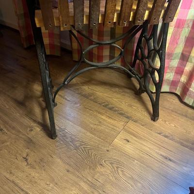 Unique Iron & Wooden Chair (LR-MG)