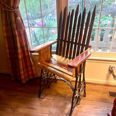 Unique Iron & Wooden Chair (LR-MG)