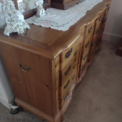 Pine Wood Stretch Dresser with Double Mirror (No Contents)