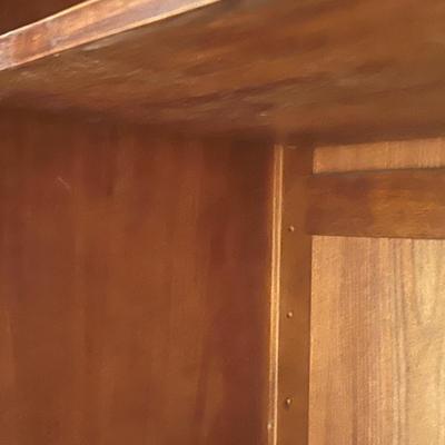 Wooden Bookcase (LR-MG)