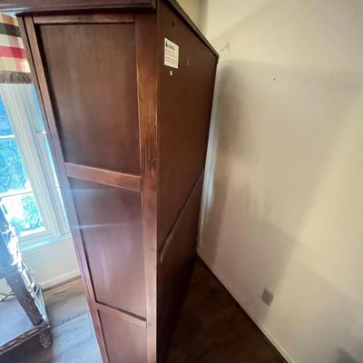 Wooden Bookcase (LR-MG)