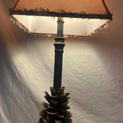 Pinecone Style Wooden Lamp (LR-MG)