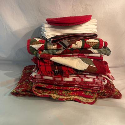 Country Style Linens (LR-MG)