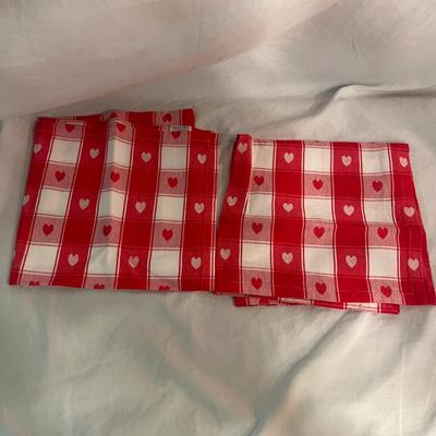 Country Style Linens (LR-MG)