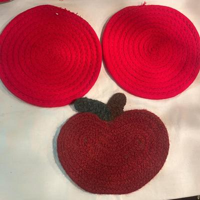 Country Style Linens (LR-MG)