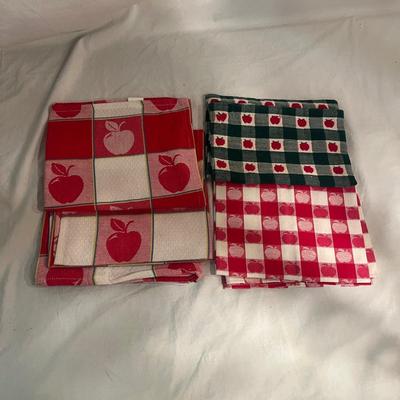 Country Style Linens (LR-MG)