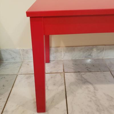 Red Bench (B3-KD)
