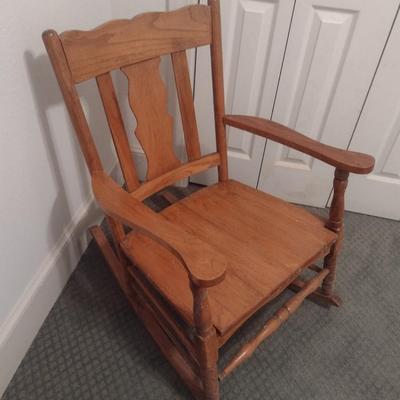 Solid Wood Rocking Chair