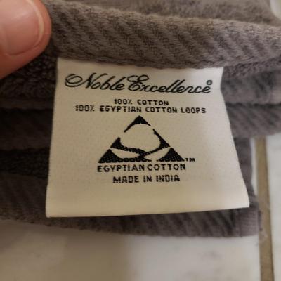 Hotel Chris Madden, Nobel Excellence Bath Towels and More (B3-KD)