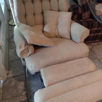 Upholstered Rocker/Swivel Recliner