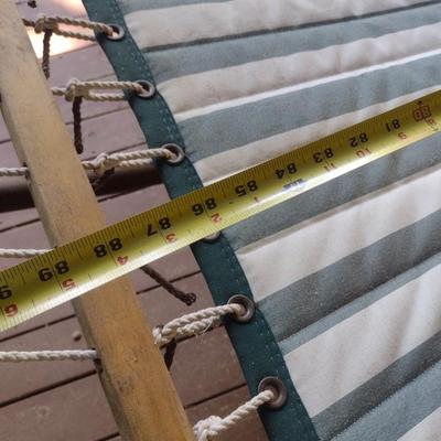 Oversized Swing Hammock with Metal Frame