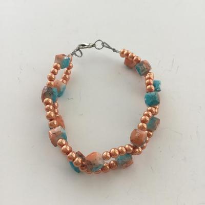Fashion beaded bracelet with matching earrings