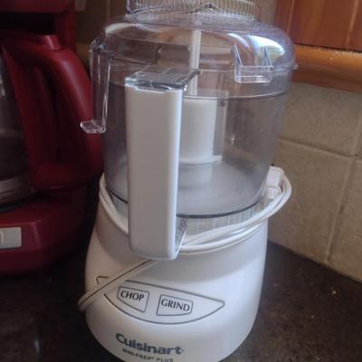 Assortment of Countertop Kitchen Appliances