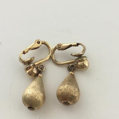 Napier. Marked vintage clip on gold tone earrings